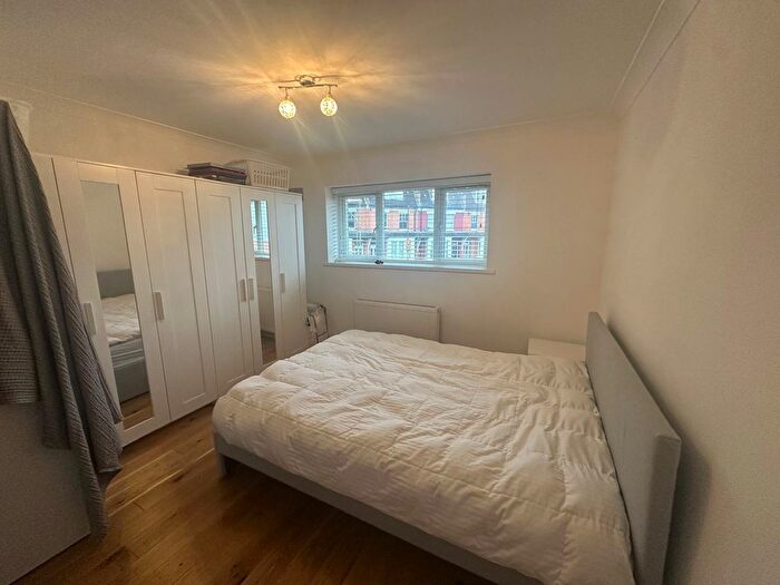 3 Bedroom Terraced House To Rent In Barber Close, Enfield, N21
