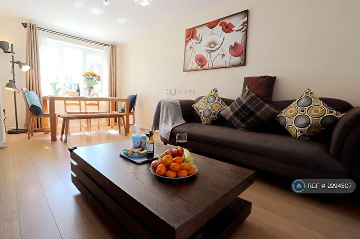 3 Bedroom End Of Terrace House To Rent In Bishop Drive, Birmingham, B37