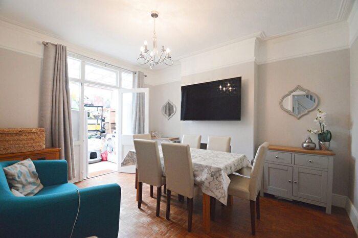 4 Bedroom Terraced House To Rent In Blackhorse Lane, Croydon, CR0