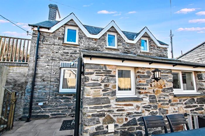 2 Bedroom Cottage For Sale In Tresaith, Cardigan, SA43
