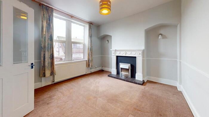2 Bedroom End Of Terrace House To Rent In North View, Menston, Ilkley, LS29