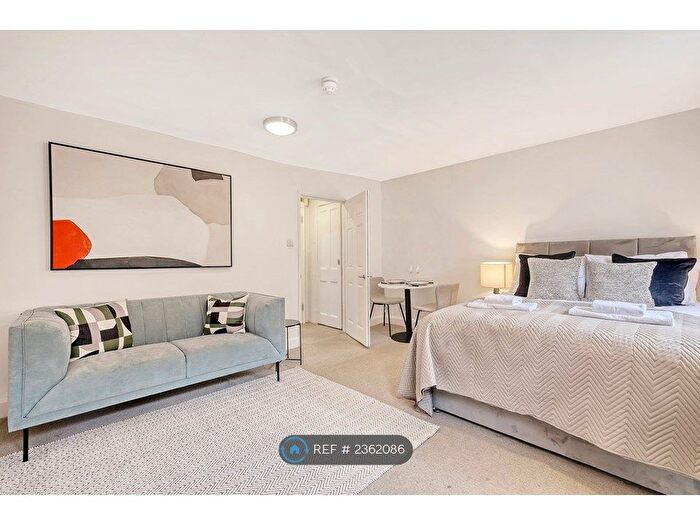 Studio To Rent In Sandwich Street, London, WC1H