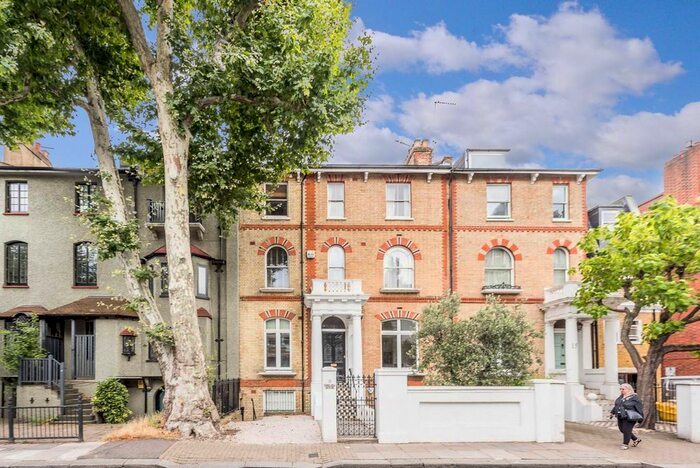 2 Bedroom Flat For Sale In Edith Grove, Chelsea, London, SW10