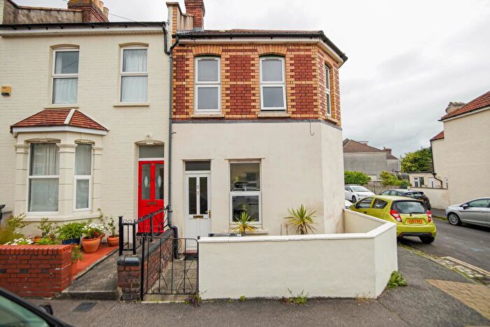 2 Bedroom Flat To Rent In Springfield Avenue, Horfield, Bristol, BS7