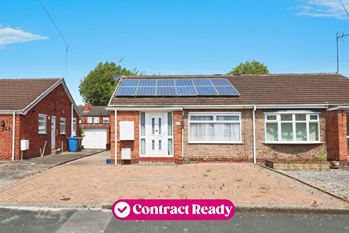 2 Bedroom Semi-Detached Bungalow For Sale In Wentworth Close, Willerby, Hull, East Riding Of Yorkshire, HU10