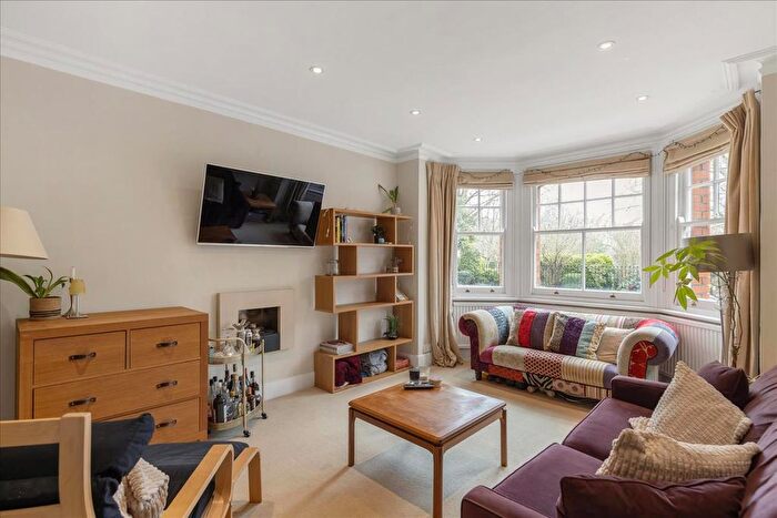 3 Bedroom Flat For Sale In Newton Mansions, Queens Club Gardens, West Kensington, W14