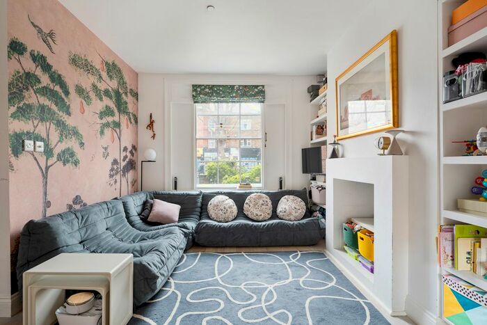 4 Bedroom Terraced House To Rent In Kingsland Road, London, E8