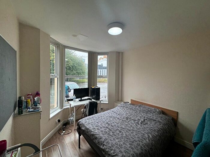 5 Bedroom Terraced House To Rent In Hall Lane, Liverpool, Merseyside, L7