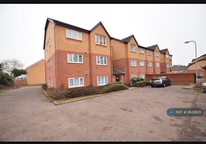 1 Bedroom Flat To Rent In Simpson Close, Leagrave, Luton, LU4