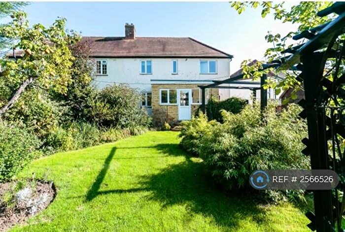 5 Bedroom Semi-Detached House To Rent In Durham Close, Guildford, GU2
