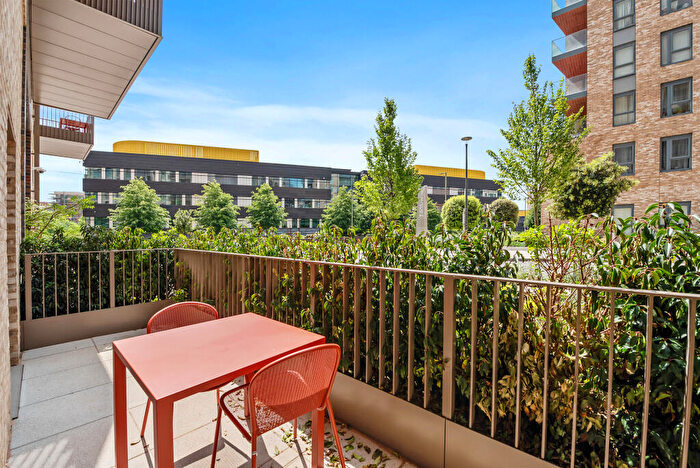 1 Bedroom Flat To Rent In The Draper, Draycote House, Colindale, NW9