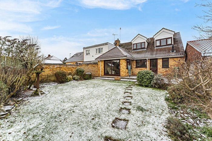 3 Bedroom Semi Detached House For Sale In Northleigh Grove, Market Harborough, LE16