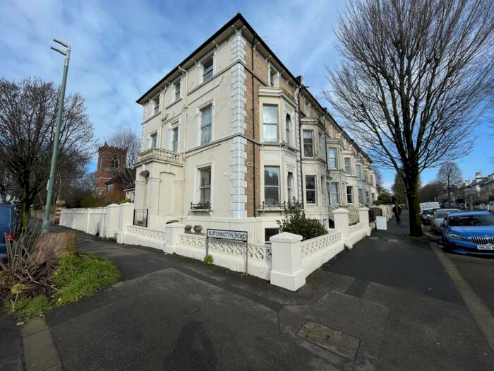 2 Bedroom Flat To Rent In Denmark Villas, Hove, East Sussex, BN3
