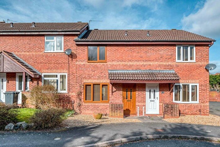 2 Bedroom Terraced House To Rent In Perryfields Close, Redditch, B98
