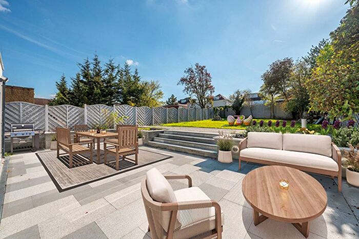 5 Bedroom Detached House For Sale In Rowdon Avenue, Willesden, London, NW10