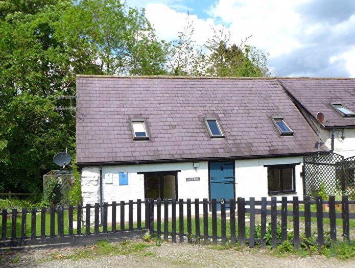 2 Bedroom Detached House To Rent In Llangollen, LL20
