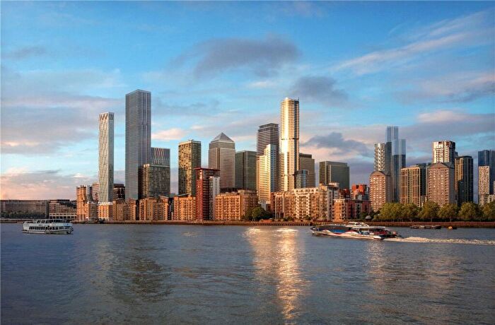 2 Bedroom Apartment For Sale In Aspen, Marsh Wall, Canary Wharf, London, E14