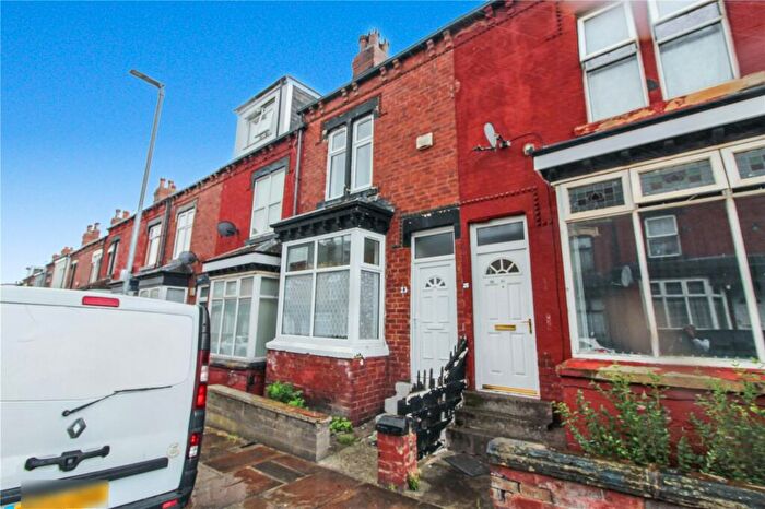 4 Bedroom Terraced House For Sale In Ruthven View, Leeds, West Yorkshire, LS8