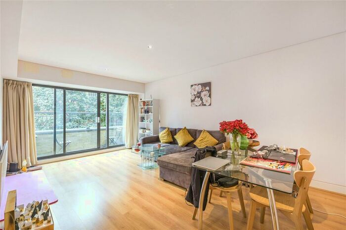 1 Bedroom Apartment To Rent In Britton Street, London, EC1M