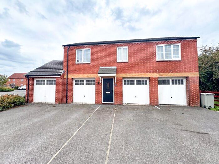 2 Bedroom Coach House For Sale In Petrel Drive, Louth, LN11