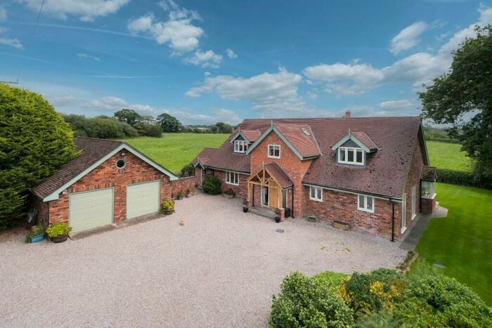 4 Bedroom Detached House For Sale In Long Lane, Radmore Green, Spurstow, CW6