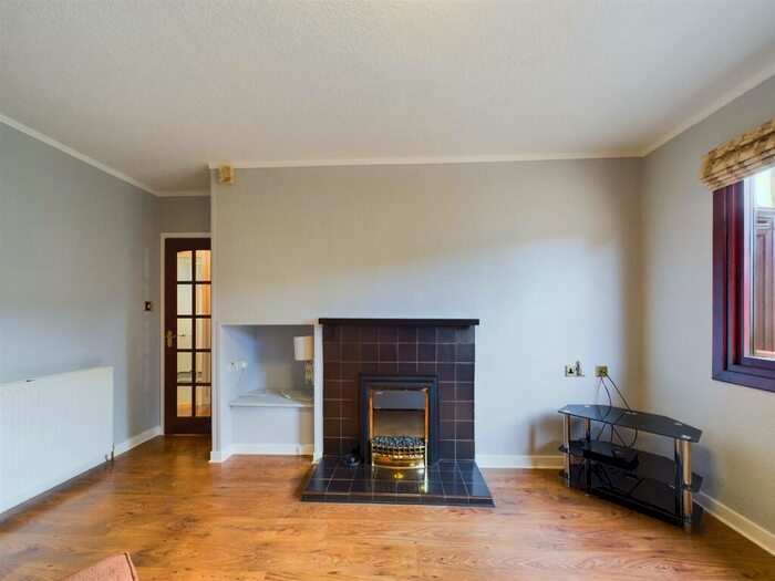 1 Bedroom Bungalow For Sale In Glenearn Place, Perth, PH2