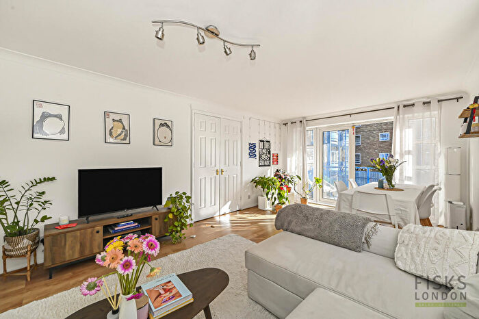 2 Bedroom Flat For Sale In Campania Building, Jardine Road, Tower Hamlets, London, E1W