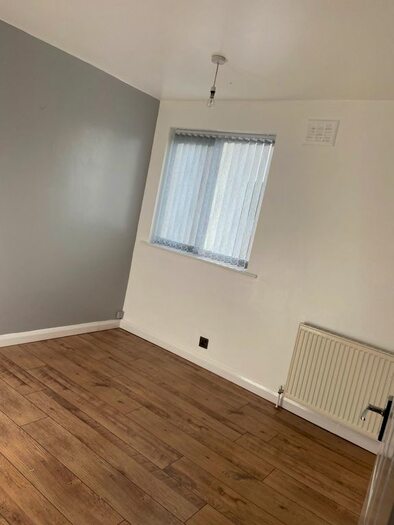 2 Bedroom Flat To Rent In Ringwood Highway, Coventry, CV2