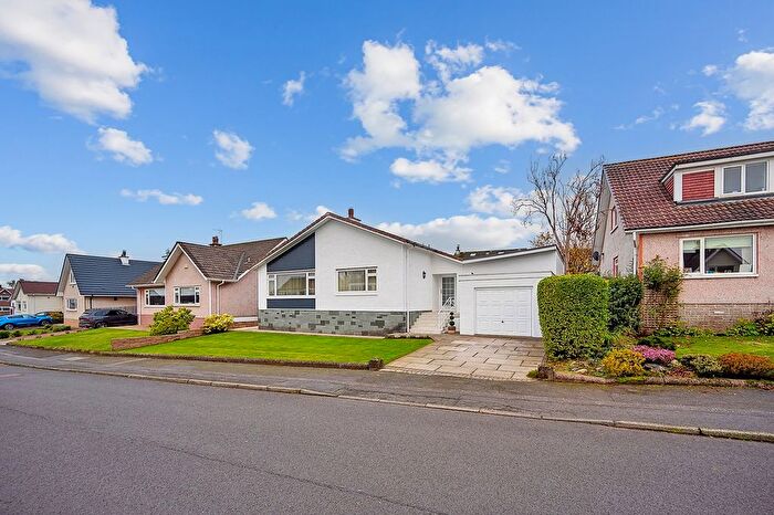 3 Bedroom Detached Bungalow To Rent In Roland Crescent, Newton Mearns, Glasgow, G77