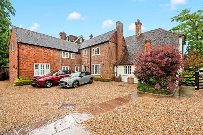1 Bedroom Flat For Sale In High Street, Bramley, GU5
