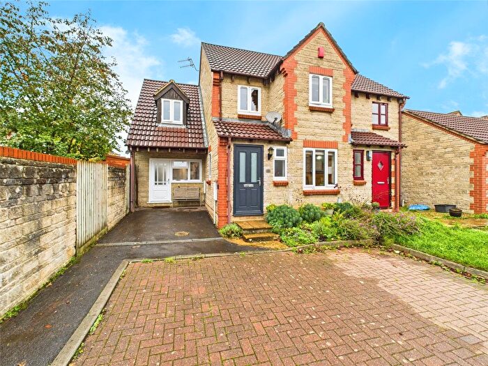 4 Bedroom Semi Detached House For Sale In Argus Court, Bristol, BS3