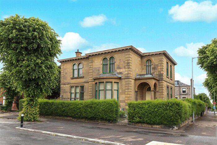 4 Bedroom Flat For Sale In Brisbane Street, Greenock, Inverclyde, PA16