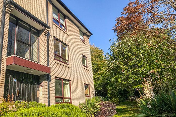 2 Bedroom Flat To Rent In South Road, Weston-Super-Mare, Somerset, BS23