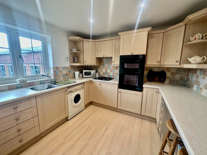 2 Bedroom Flat To Rent In Witham Place, Boston, PE21