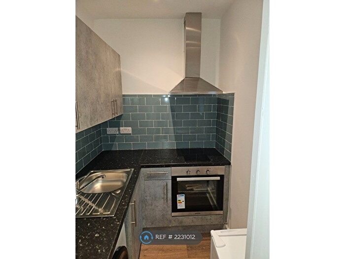 Studio To Rent In Primrose Gardens, London, NW3