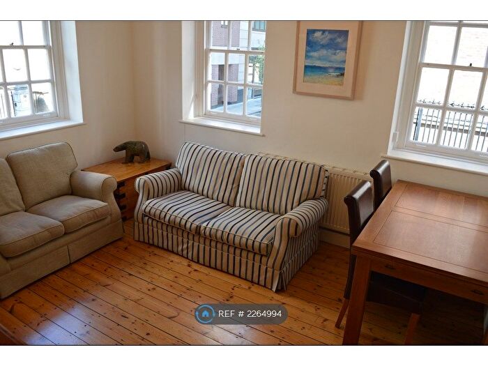 2 Bedroom Flat To Rent In Page Street, London, SW1P