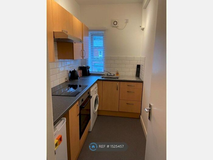 2 Bedroom Flat To Rent In Arden Street, Coventry, CV5