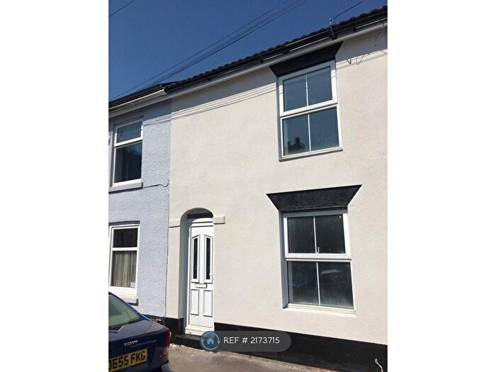 3 Bedroom End Of Terrace House To Rent In Cobden Street, Gosport, PO12