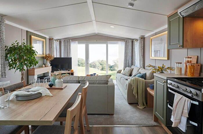 2 Bedroom Caravan For Sale In Garton, Ayr, KA6