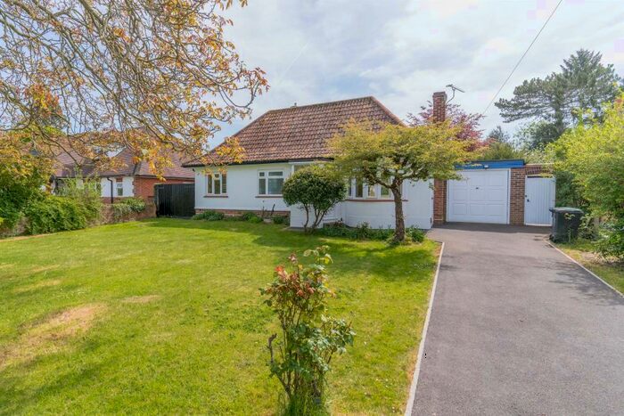 2 Bedroom Bungalow To Rent In Landview Gardens, Marden Ash, Ongar, Essex, CM5
