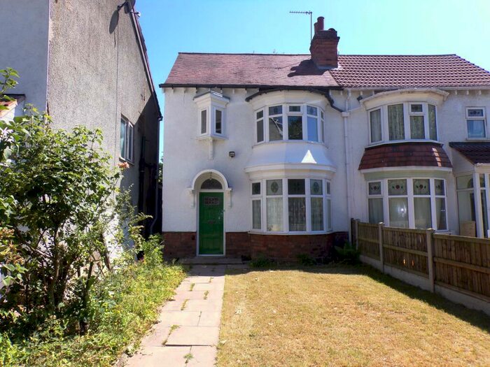 3 Bedroom Semi-Detached House To Rent In Goosemoor Lane, Erdington, B23