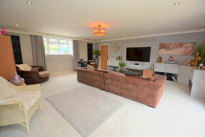 5 Bedroom Semi-Detached House To Rent In Elizabeth Way, Stoke Poges, Slough, SL2