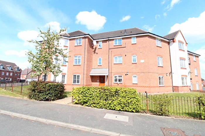 2 Bedroom Flat To Rent In Newhome Way, Blakenall, Walsall, West Midlands, WS3