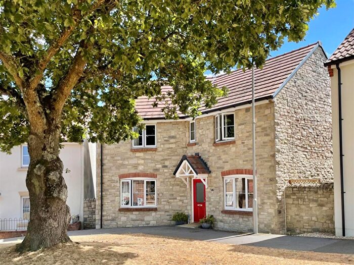 4 Bedroom House For Sale In Blackwell Walk, Crossways, Dorchester, DT2