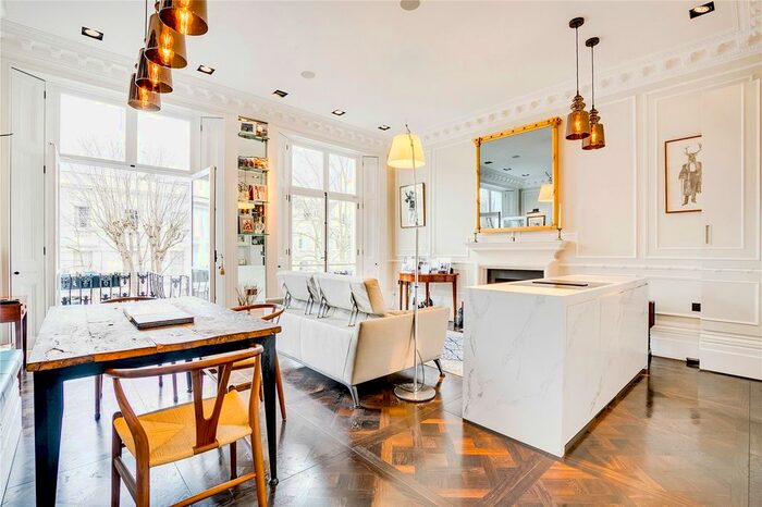 1 Bedroom Property To Rent In Pembridge Villas, London, W11