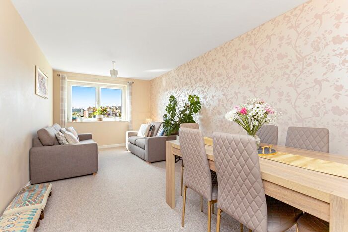 2 Bedroom Flat For Sale In (Flat ), Pilrig Heights, Pilrig, Edinburgh, EH6