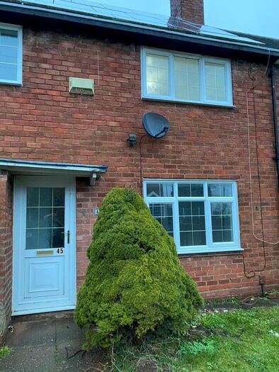 3 Bedroom Terraced House To Rent In Scotland Lane, Birmingham B32
