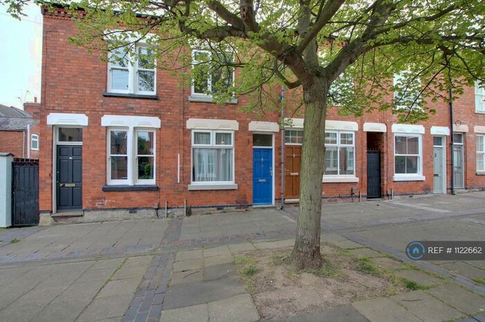 2 Bedroom Terraced House To Rent In Seymour Road, Leicester, LE2