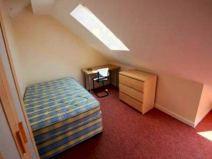 6 Bedroom Terraced House To Rent In Filton Avenue, Horfield, Bristol, BS7