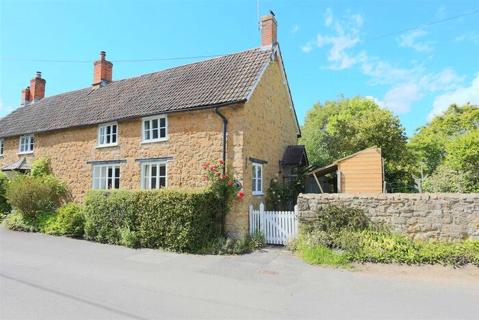 3 Bedroom Semi-Detached House For Sale In Water Street, Barrington, Ilminster, TA19